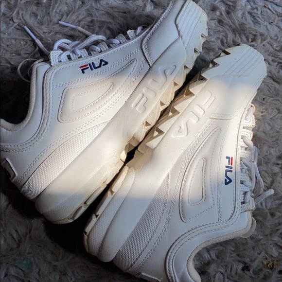 Women’s Filas - Picture 1 of 1